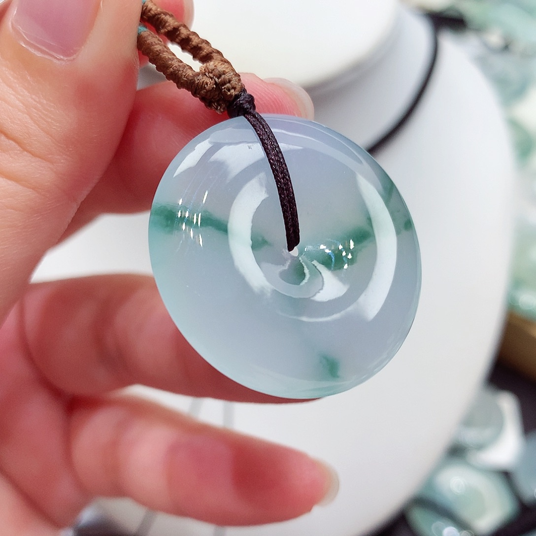 颈饰未镶嵌翡翠翡翠46，29.1/5.6