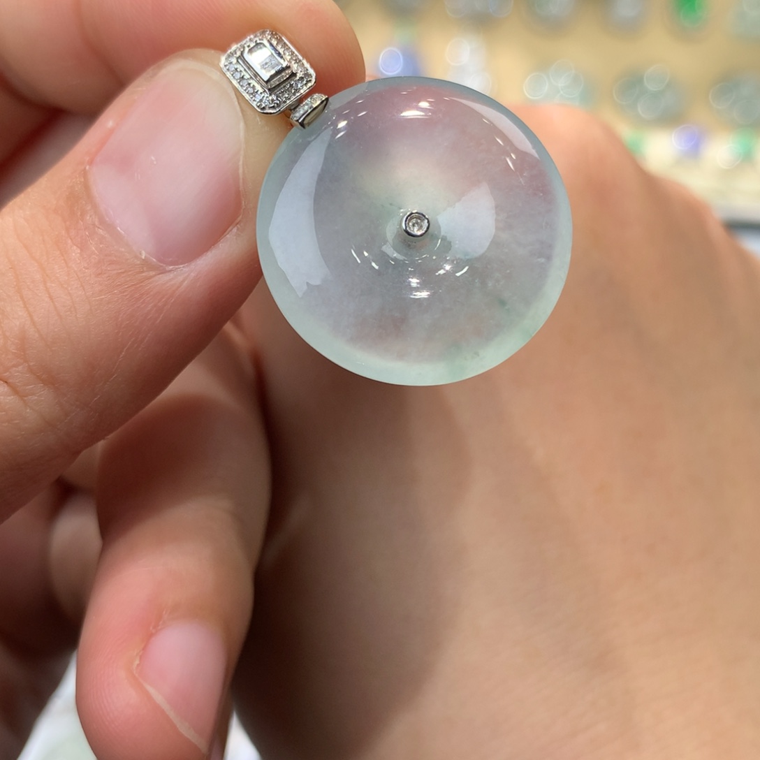 翡翠吊坠(不含链)18K金镶嵌平安扣