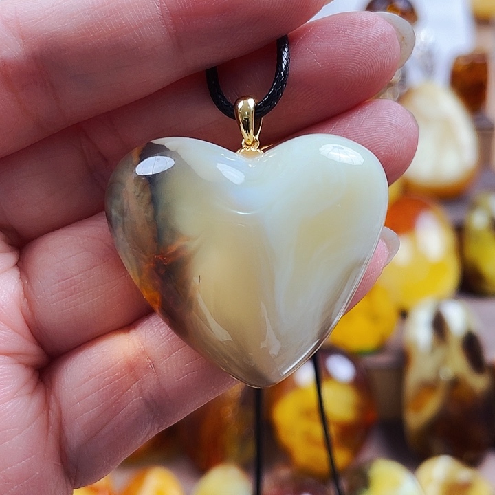 琥珀颈饰银S925镶嵌吊坠