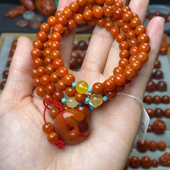 南红玛瑙配饰未镶嵌