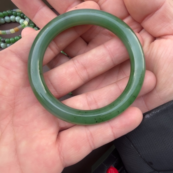 用***9和田玉未镶嵌车挂