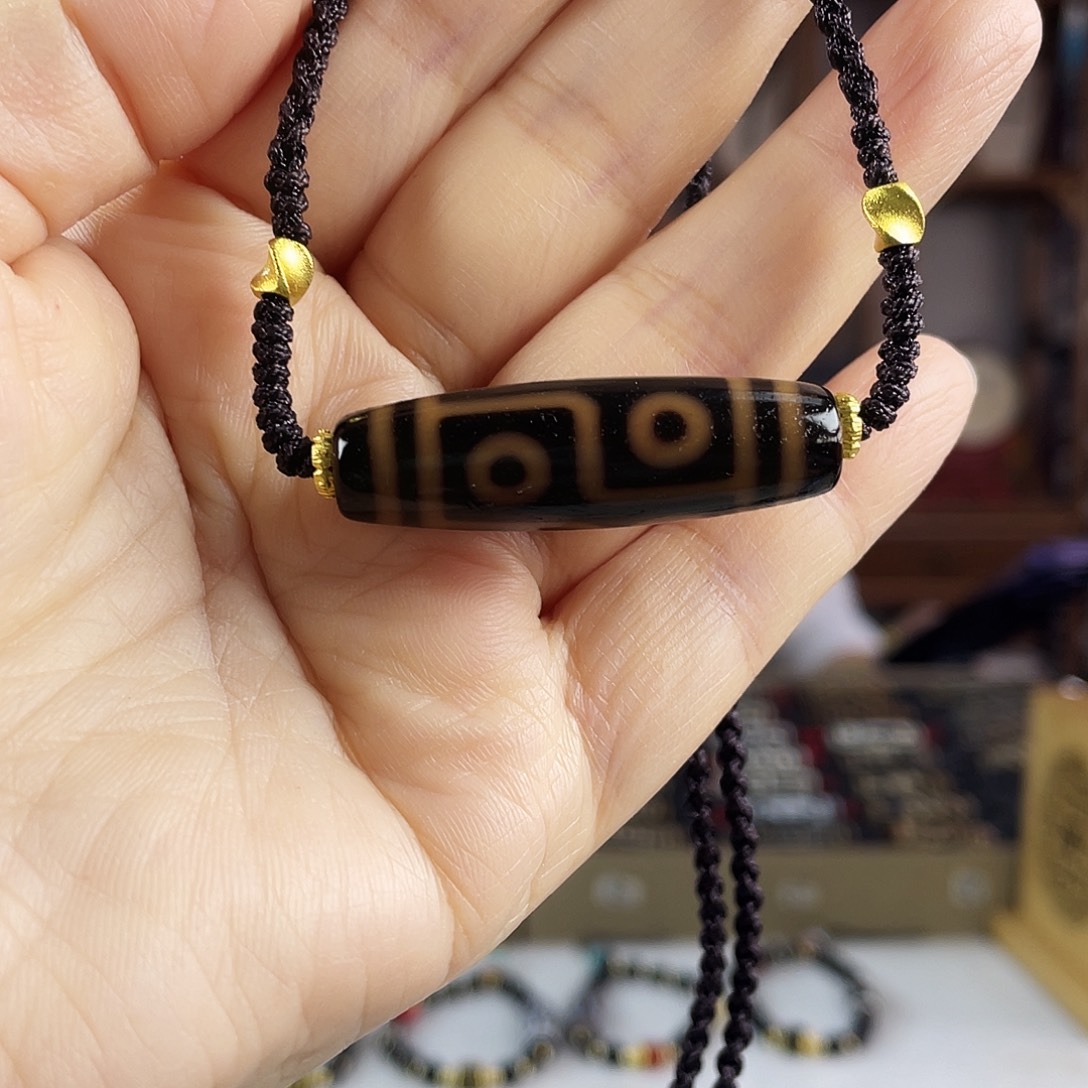 玛瑙/玉髓合金颈饰黑金