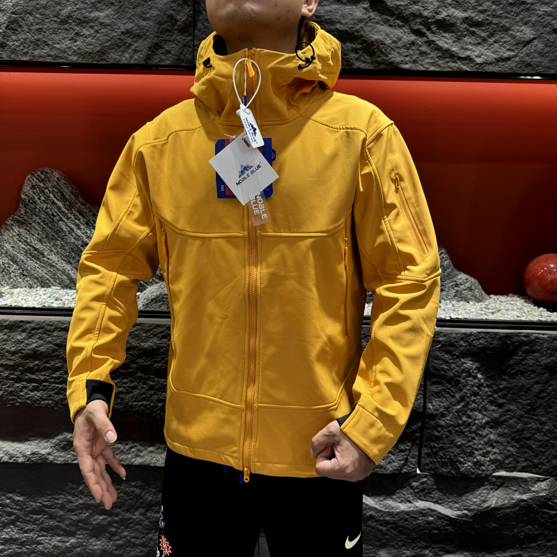 【明选】镇店猛货！秋冬男女情侣户外城市加绒保暖软壳冲锋衣23178