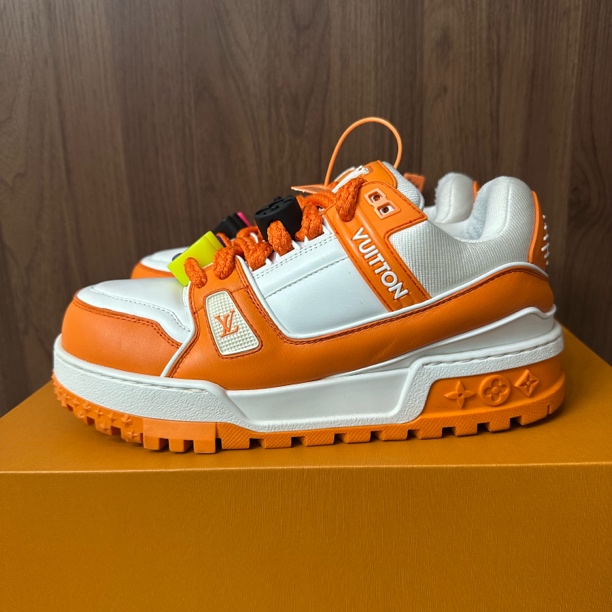 99新 LouisVuitton/路易威登 40吗 trainer 白橙胖丁 低帮板鞋