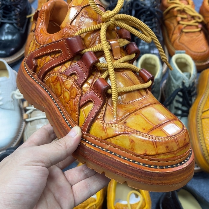 ****天磨砂皮（牛皮）鳄鱼鳄鱼鳄鱼鳄鱼38