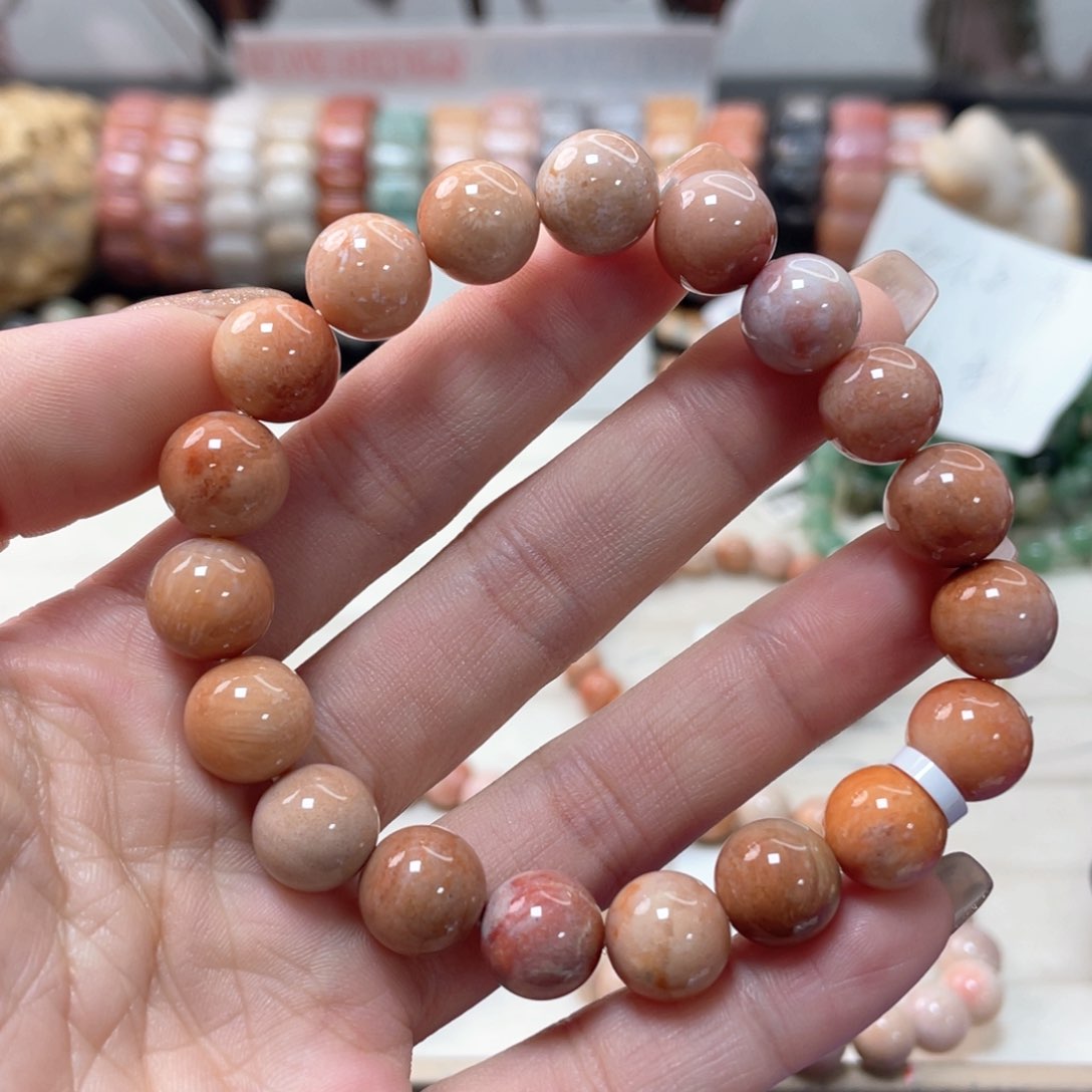 硅化珊瑚（珊瑚玉）手链未镶嵌?****Y655