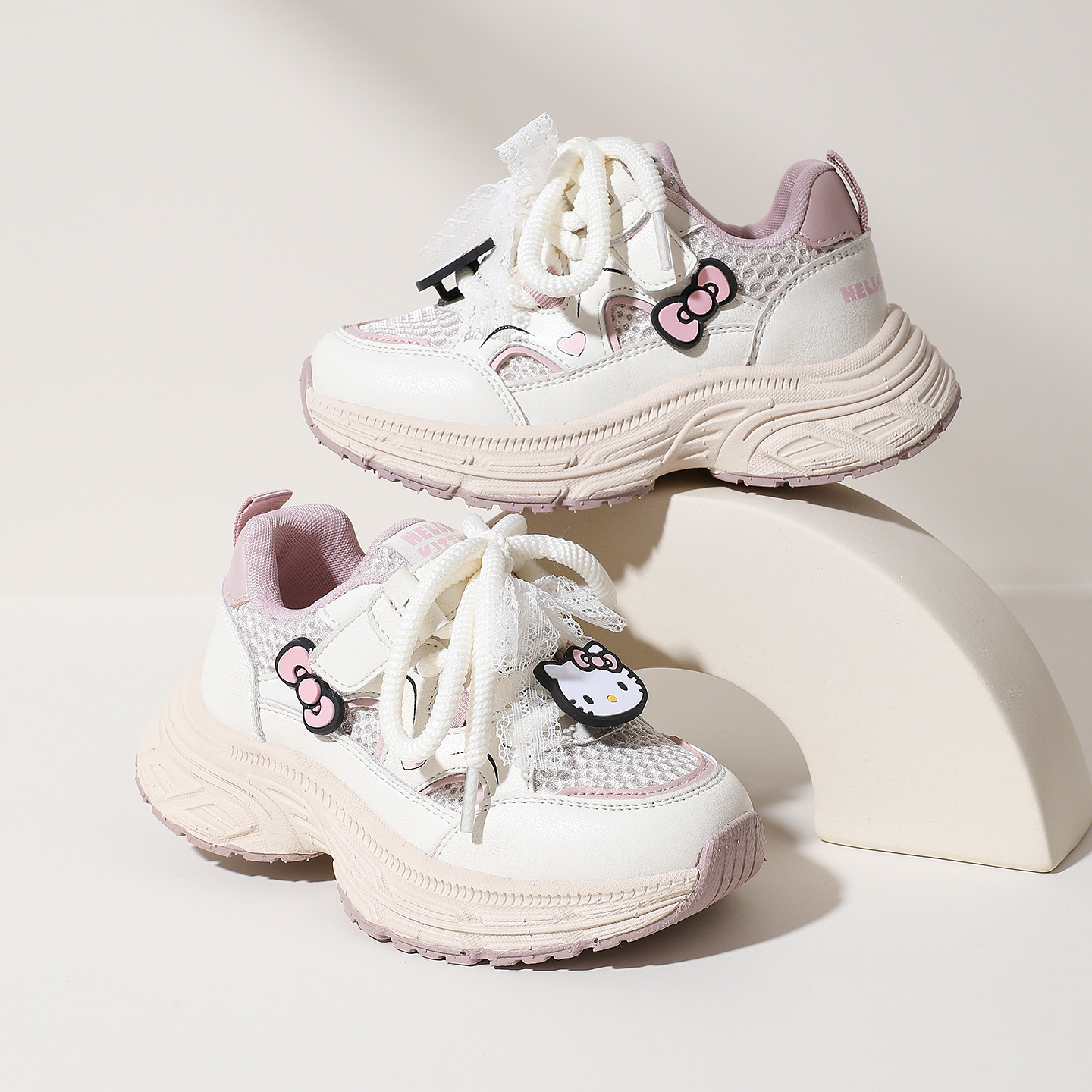 HELLO KITTY/凯蒂猫2025新款女童女宝网面透气老爹鞋儿童运动鞋