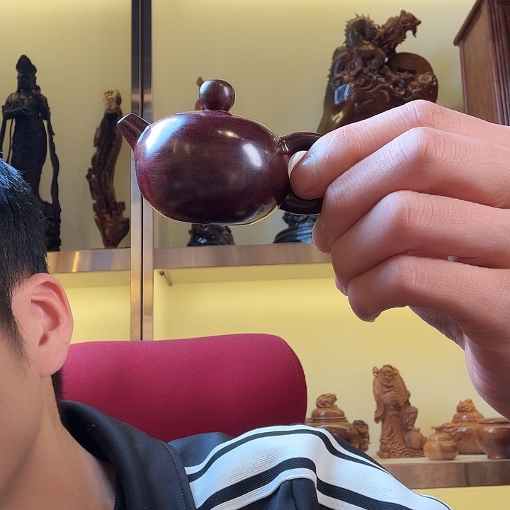 蔡***雕紫檀木类端景台紫檀