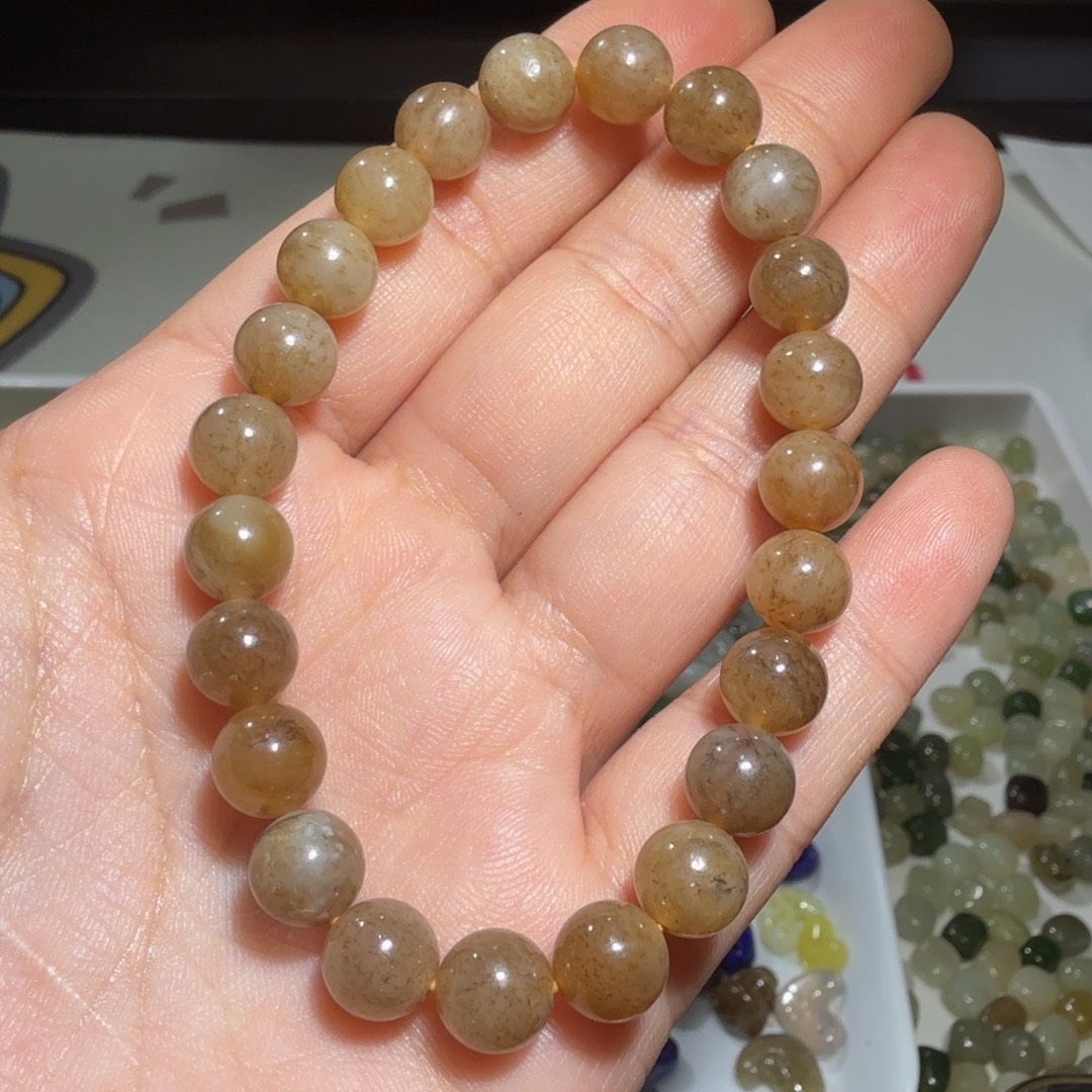 张***儿和田玉未镶嵌珠宝奇石