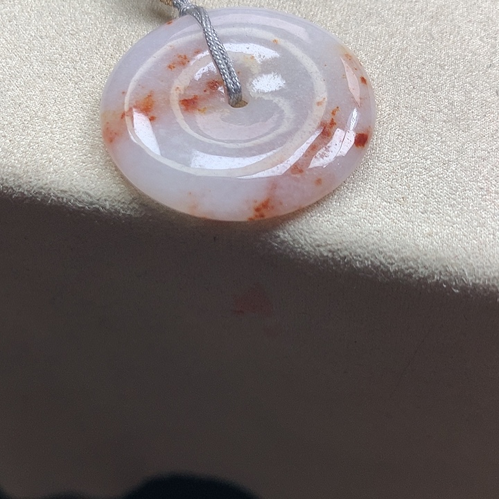 翡翠颈饰未镶嵌吊坠