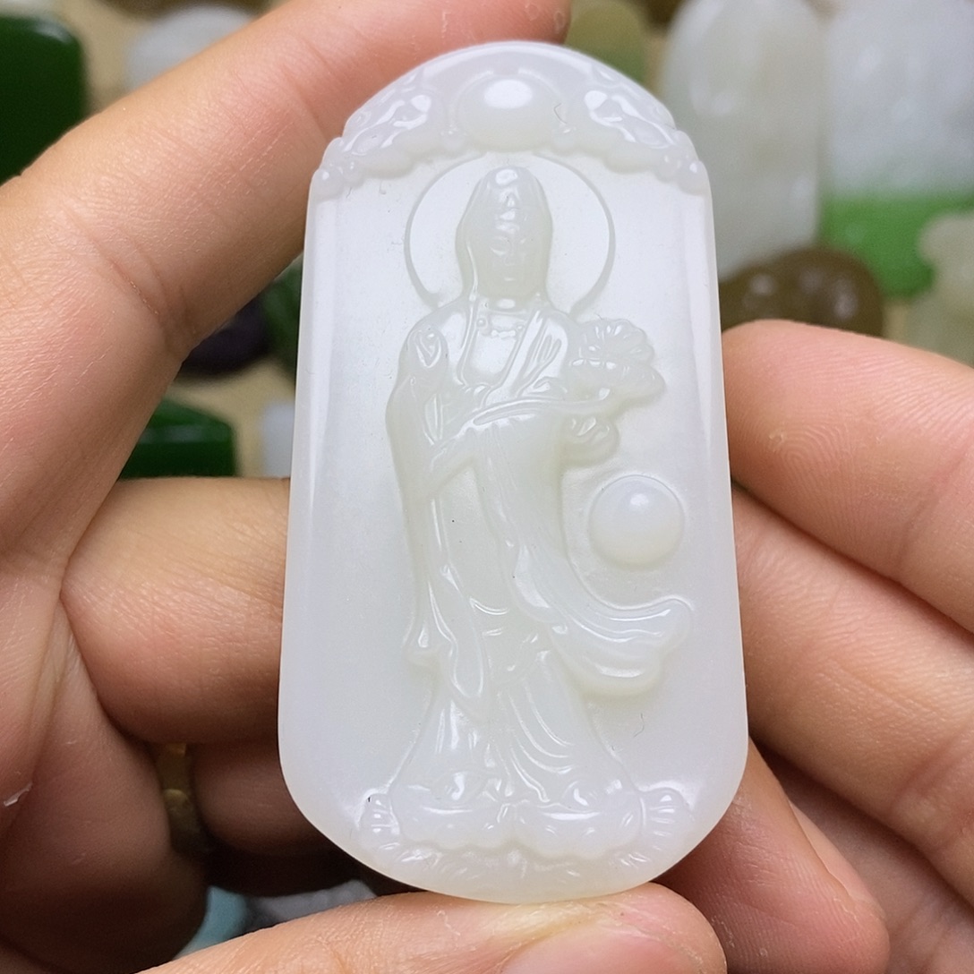 颈饰未镶嵌和田玉