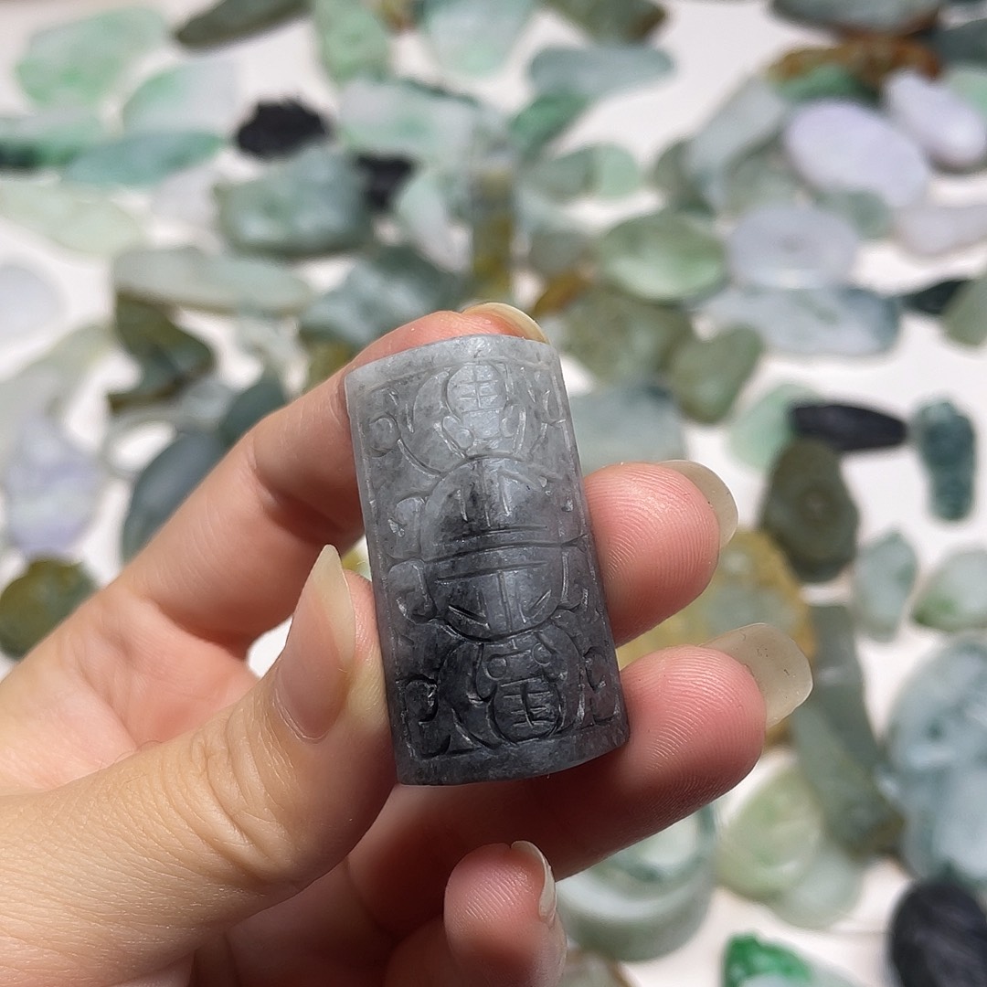 未镶嵌定制翡翠翡翠