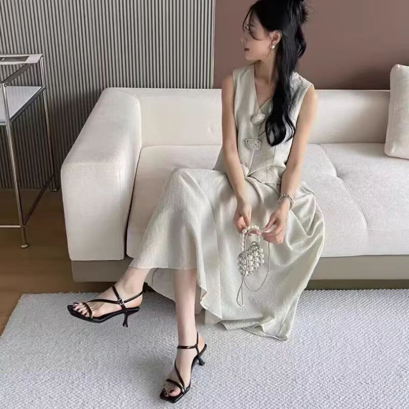 28-168   夏季新款时尚气质细跟凉鞋