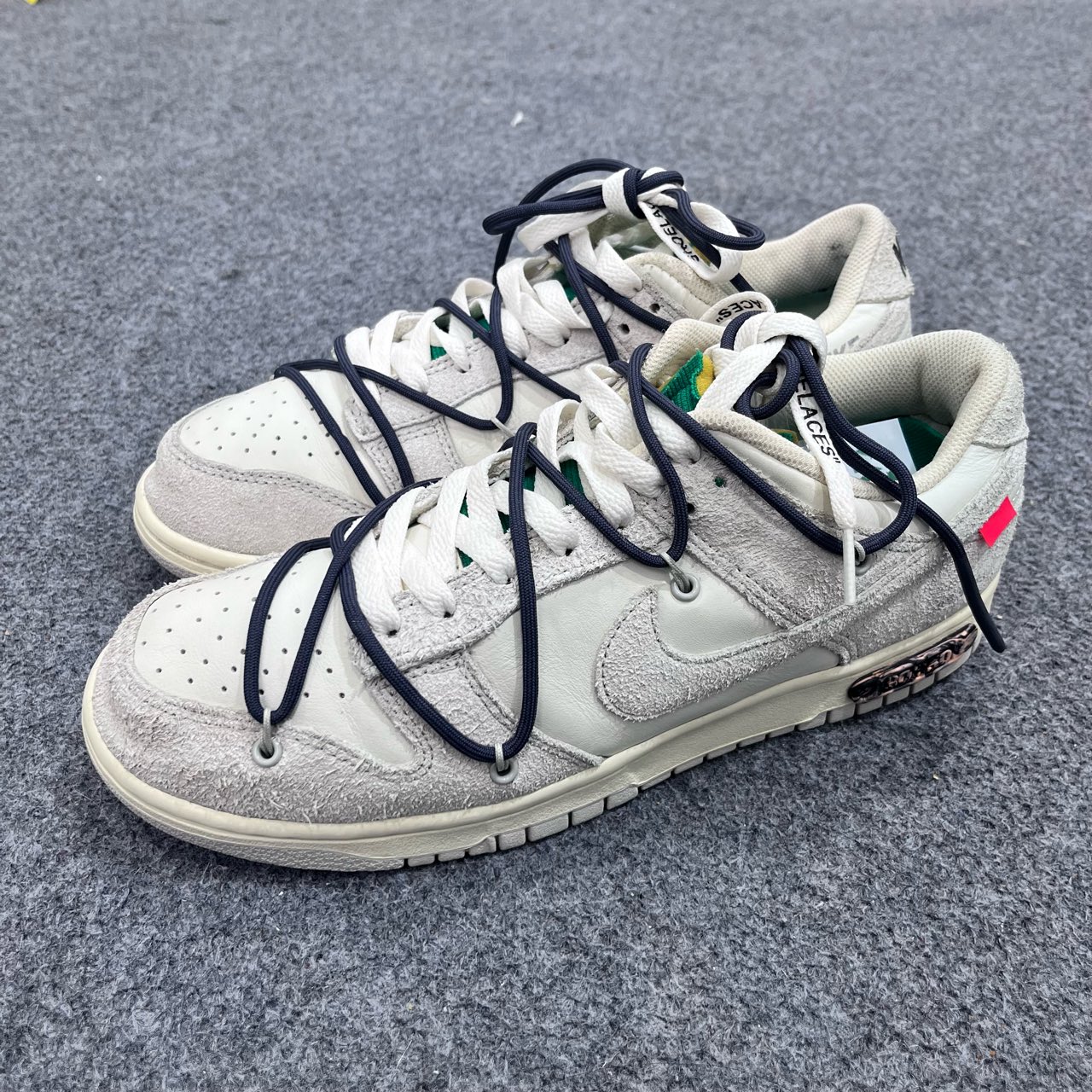 95新 OFF-WHITE Ow dunk灰白 43码 XX1602