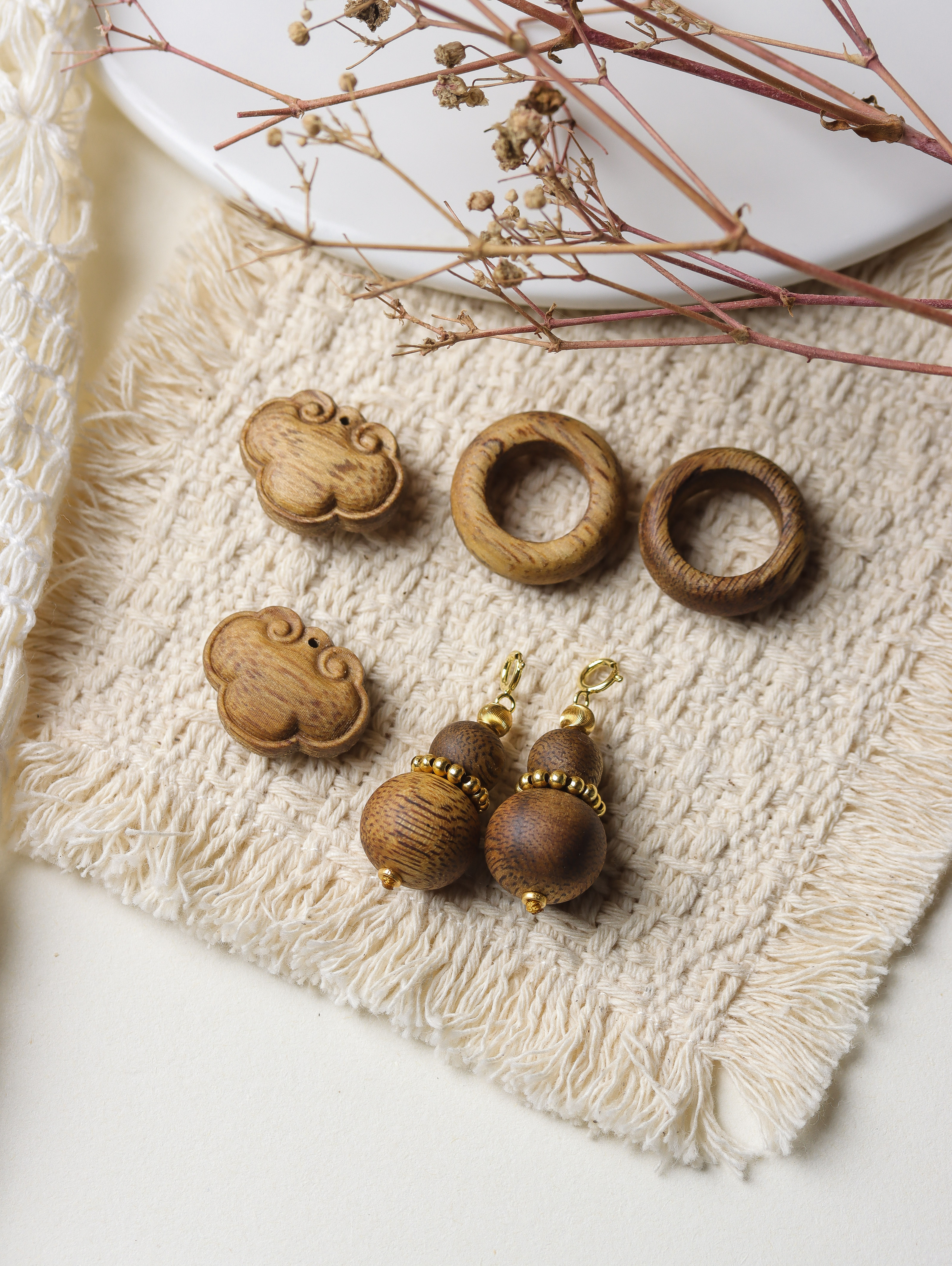 沉香（仙之木）海南沉香精美配饰挂坠