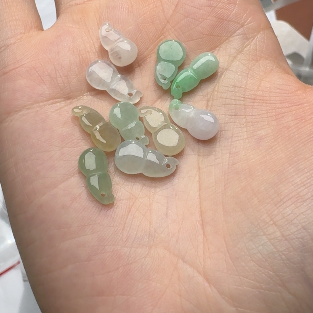 未镶嵌挂件翡翠苏**.