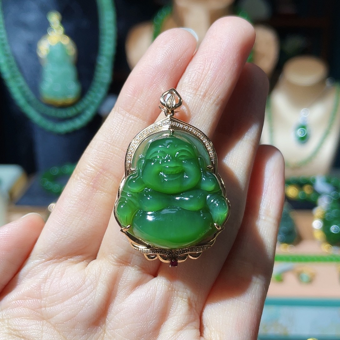 和田玉（碧玉）18K金镶嵌颈饰