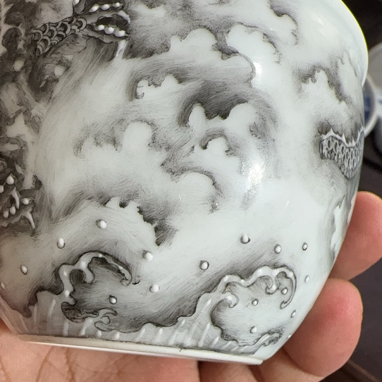 仿古墨彩龙腾致雨主人杯景德镇陶瓷茶杯白瓷龙纹品茗杯茶具