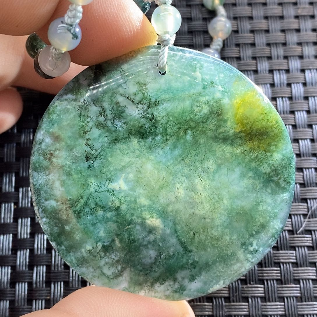 玛瑙/玉髓颈饰未镶嵌法*