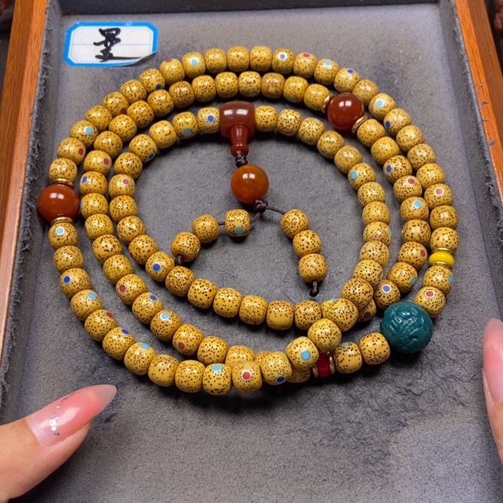 星月菩提吊坠菩提