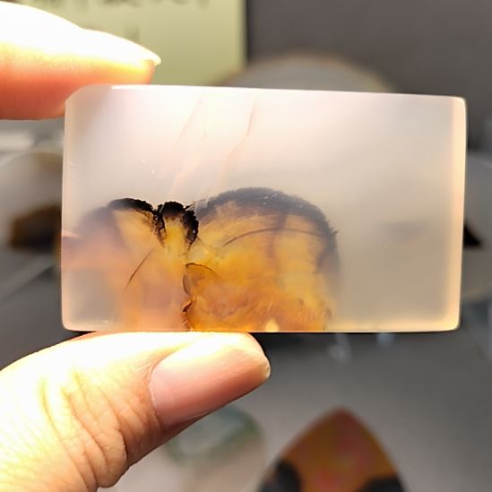 玛瑙/玉髓未镶嵌吊坠挂牌