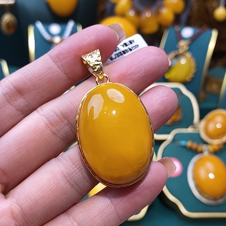 蜜蜡颈饰银S925镀金镶嵌