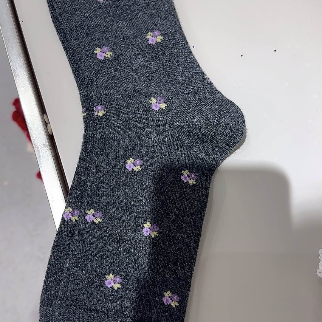皮质非金属泡菜袜子
