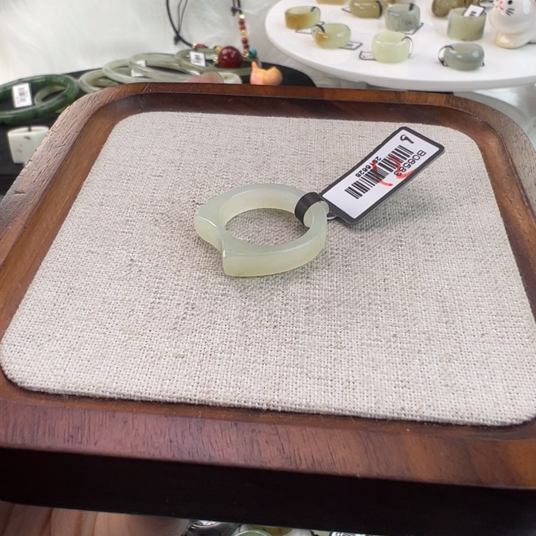 和田玉未镶嵌戒指w129奶白猫耳17.1不退换