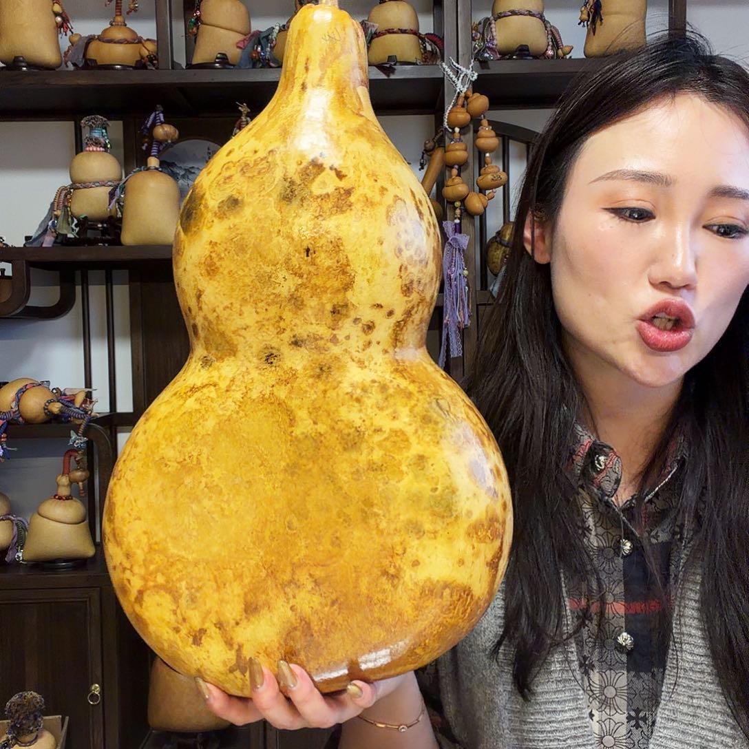 ****点花皮大号夹扁葫芦摆件