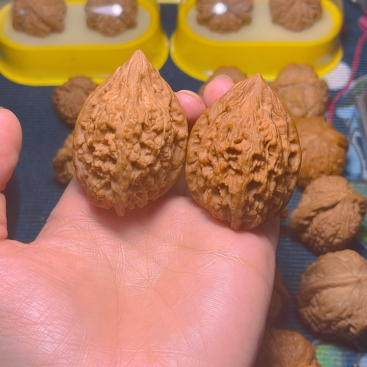 文玩核桃吊坠大沽石