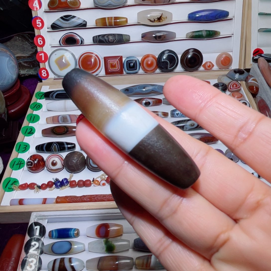 玛瑙/玉髓颈饰未镶嵌