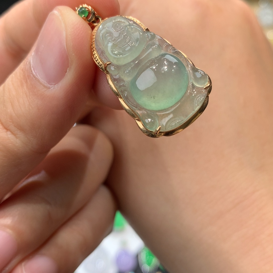 翡翠吊坠(不含链)18K金镶嵌站佛