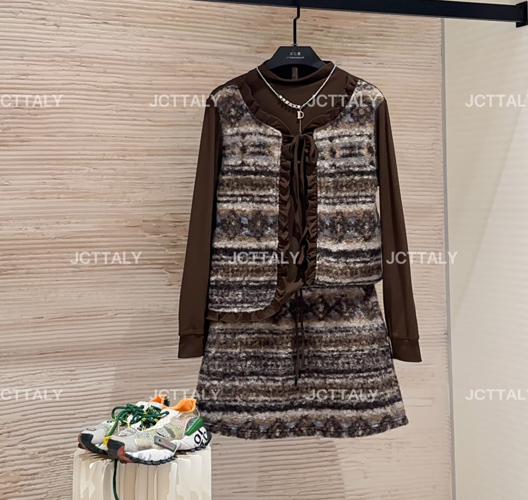 【宠粉价】（加绒）休闲风时尚套装静奢气质轻奢拼接千金风TZ-928