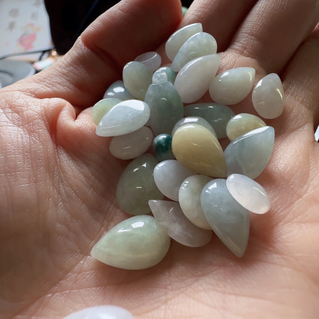 翡翠未镶嵌手镯翡翠10