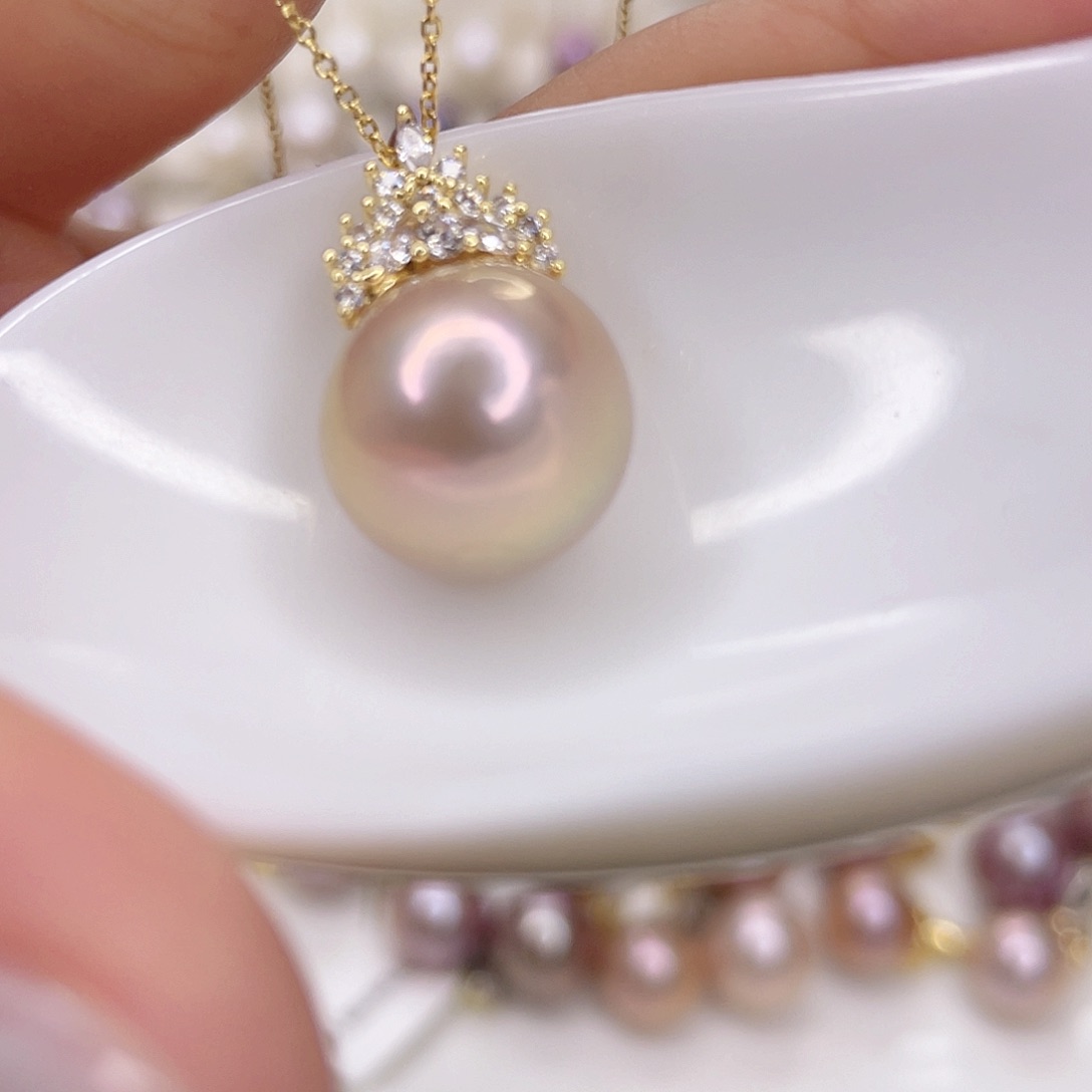 淡水珍珠吊坠(赠链)未镶嵌