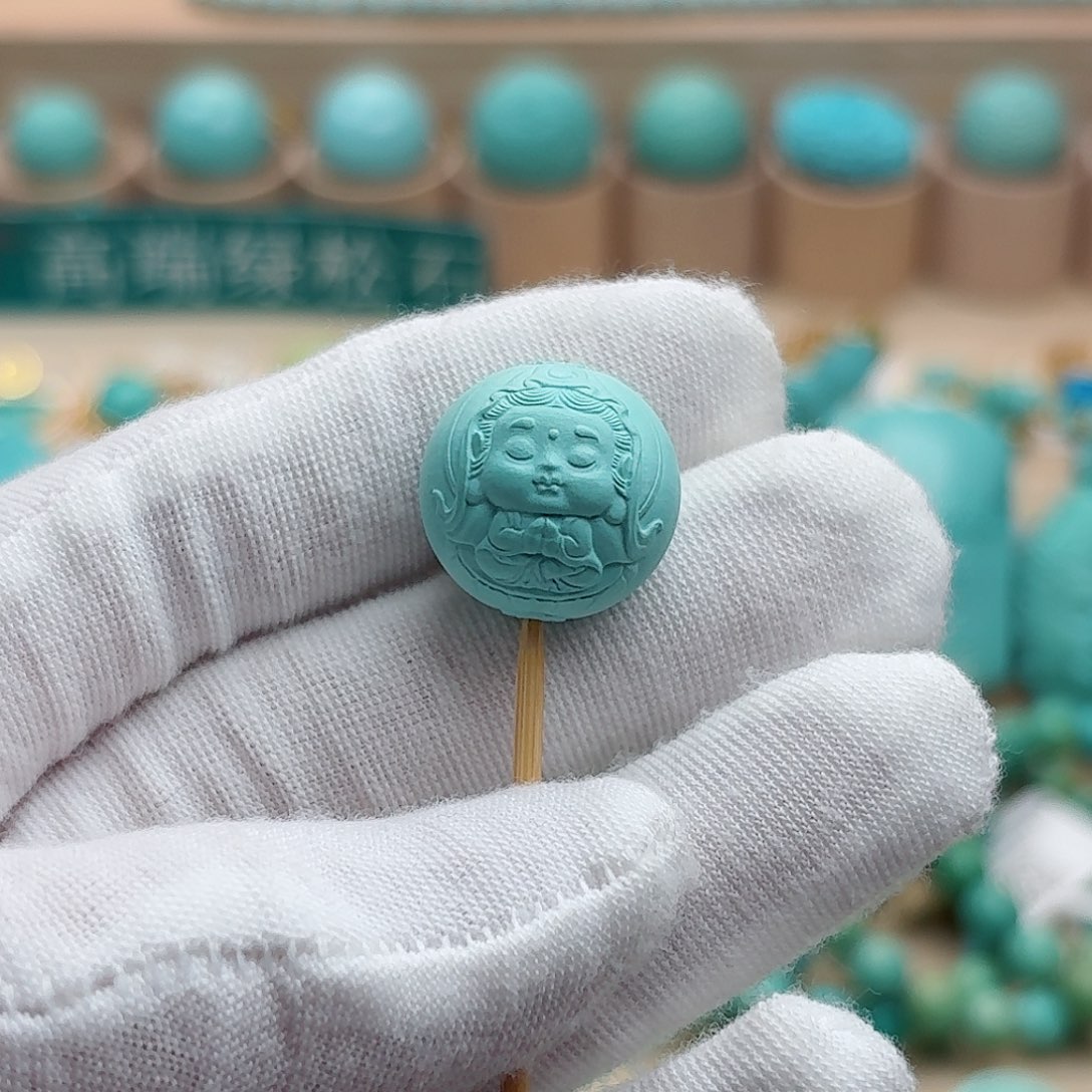 绿松石未镶嵌珠宝奇石