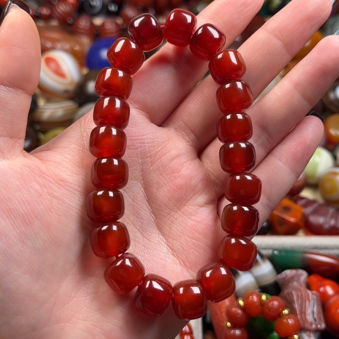 玛瑙/玉髓颈饰未镶嵌