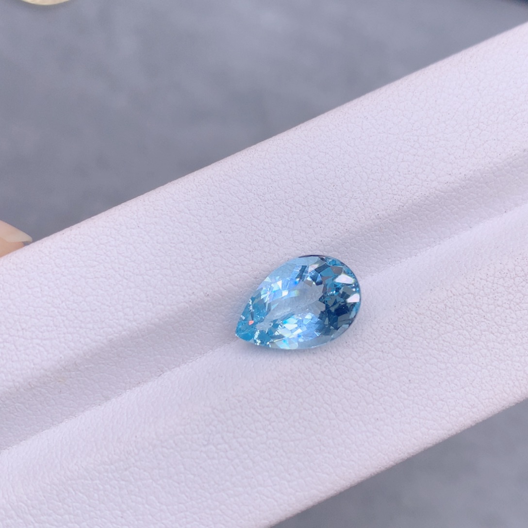 海蓝宝石裸石3.19克拉