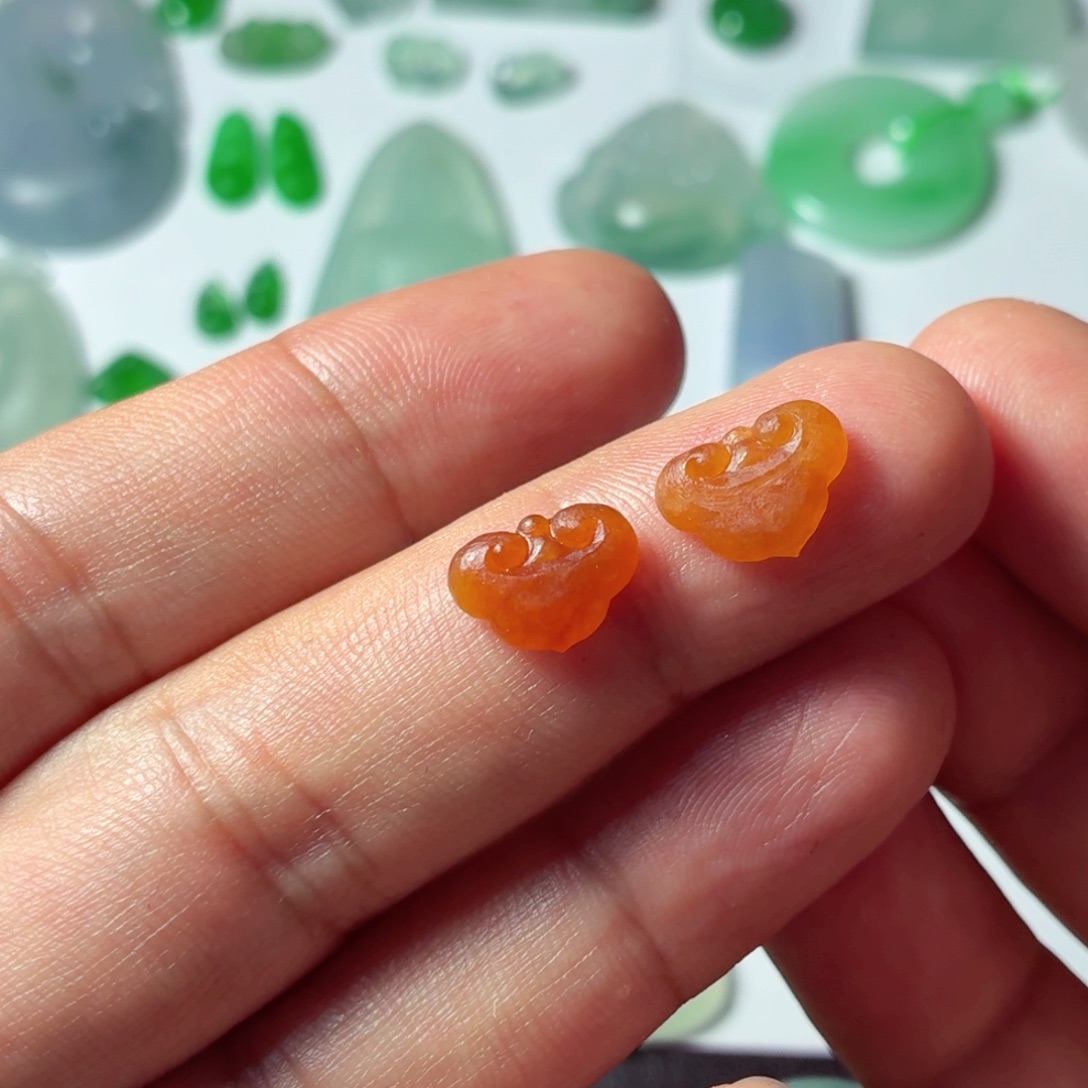 定制翡翠未镶嵌包工