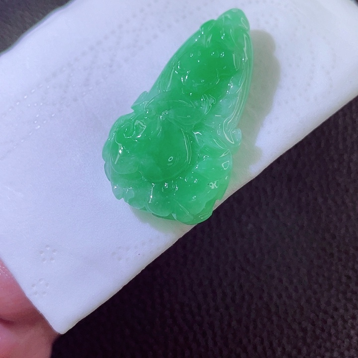 定制翡翠未镶嵌翡翠