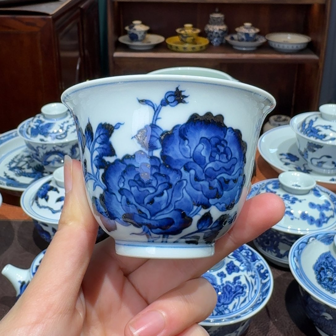 青花雯华堂手绘杯杯
