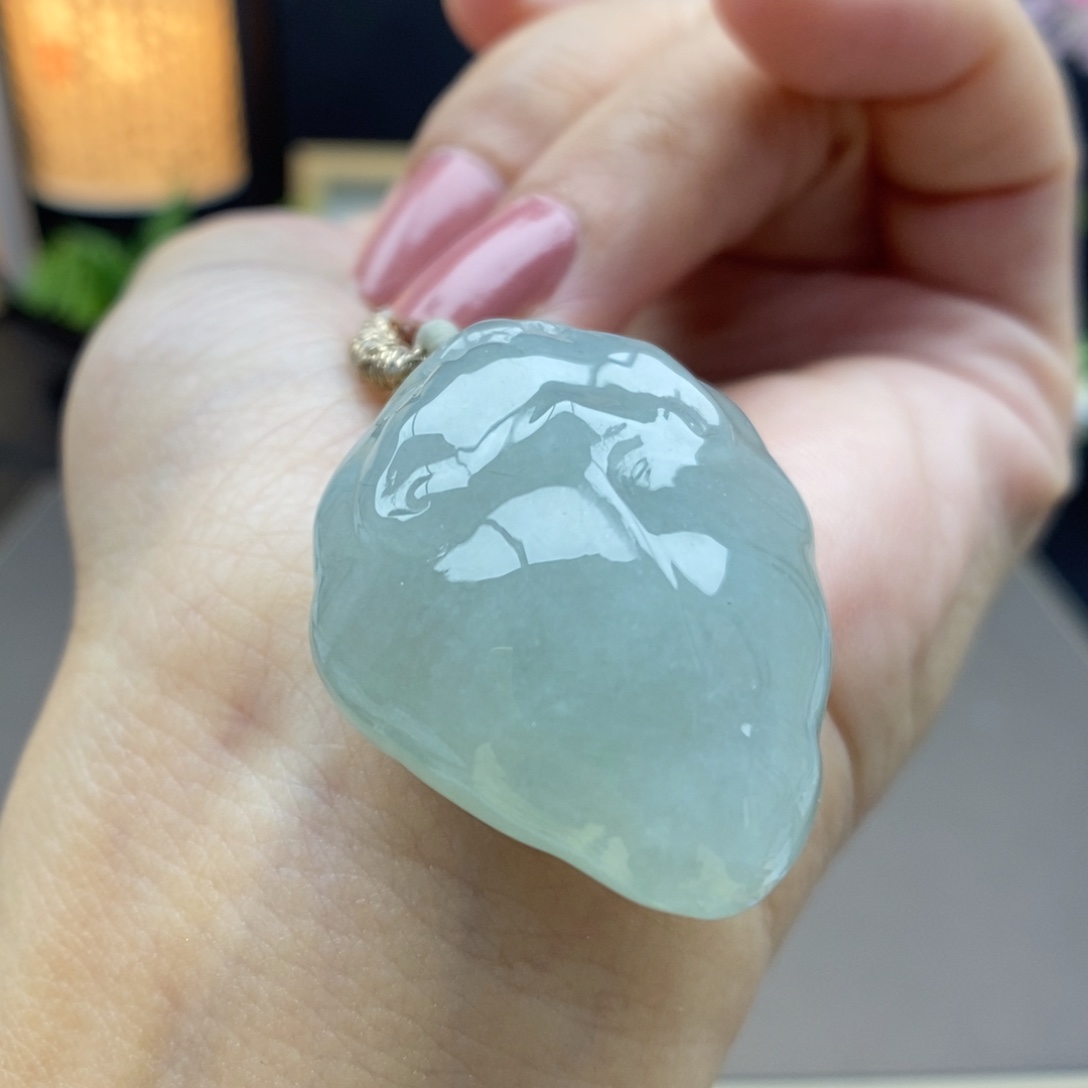 翡翠未镶嵌颈饰吊坠103