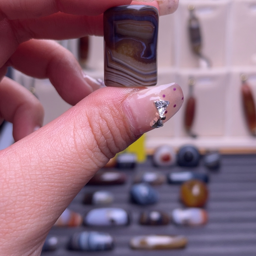 呈***️玛瑙/玉髓合金颈饰