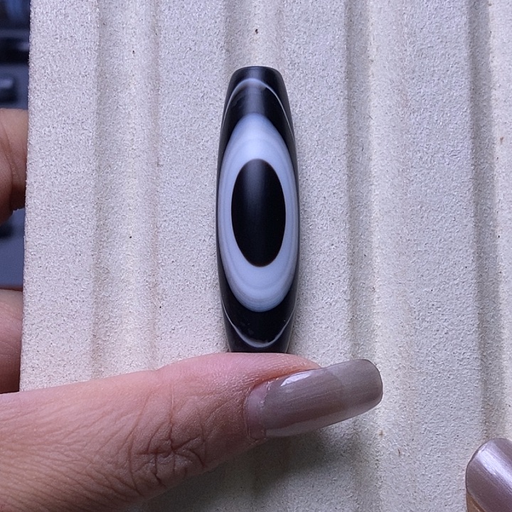 旺***包玛瑙/玉髓未镶嵌颈饰