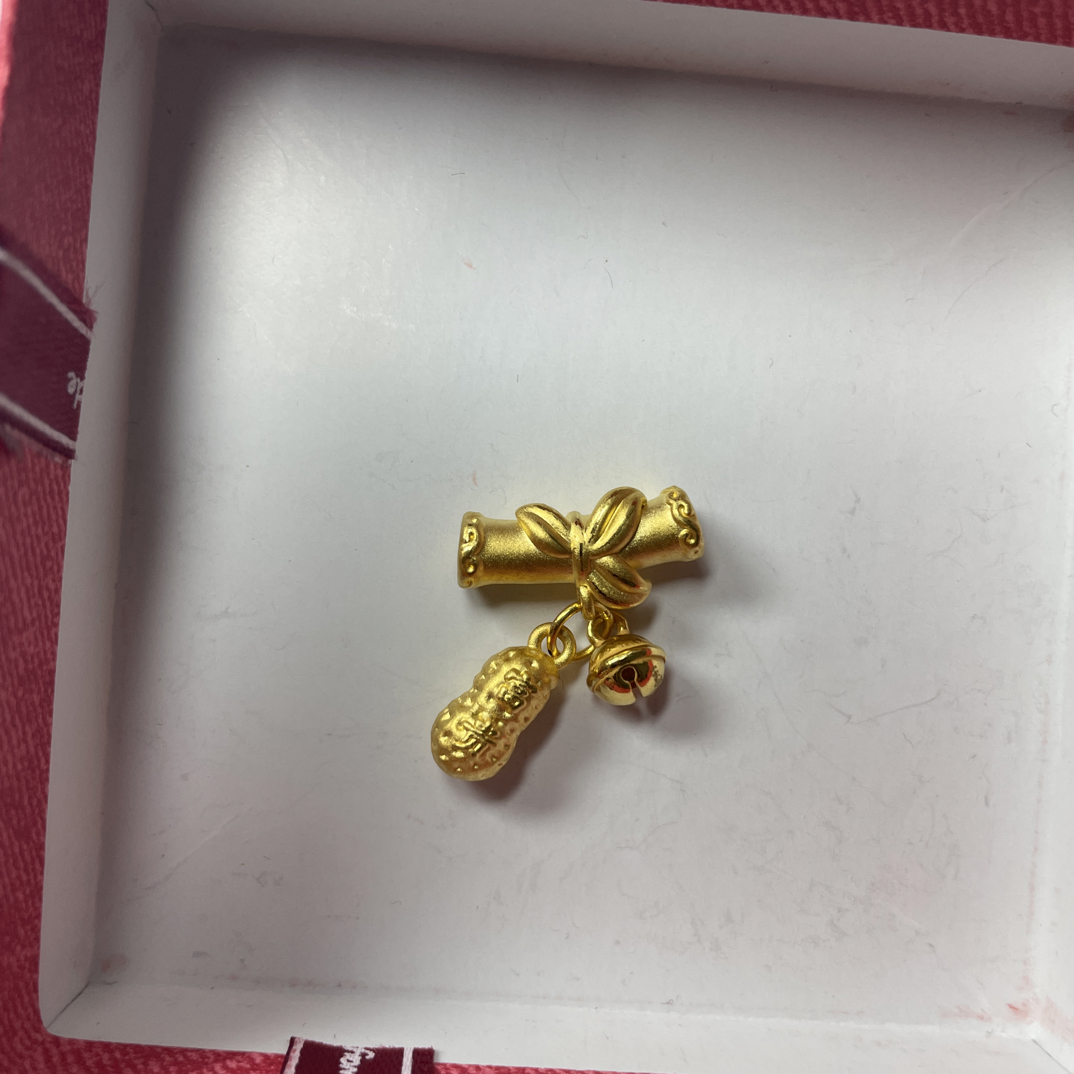 黄金足金999花生铃铛大吊坠