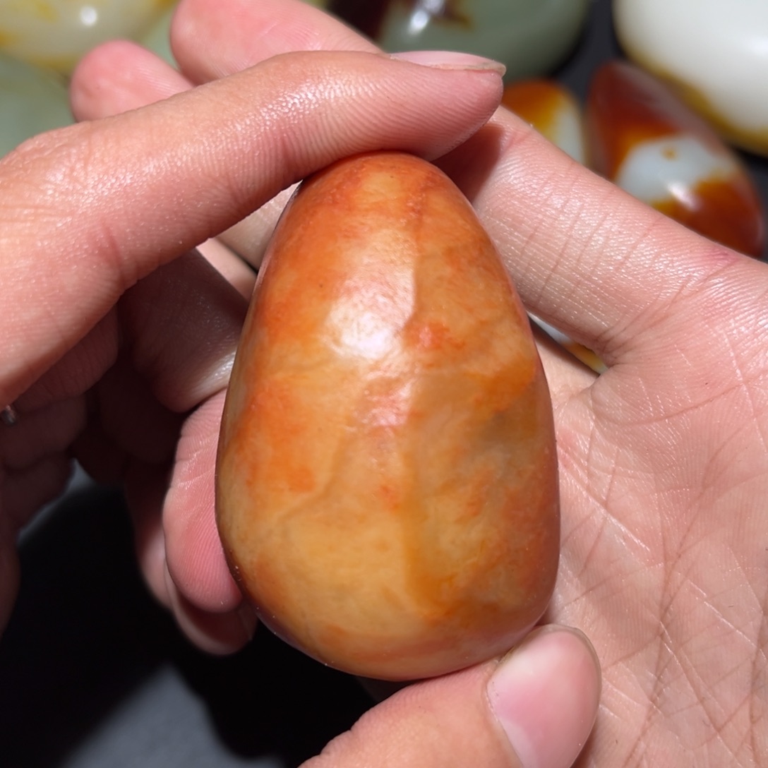 和田玉未镶嵌珠宝奇石