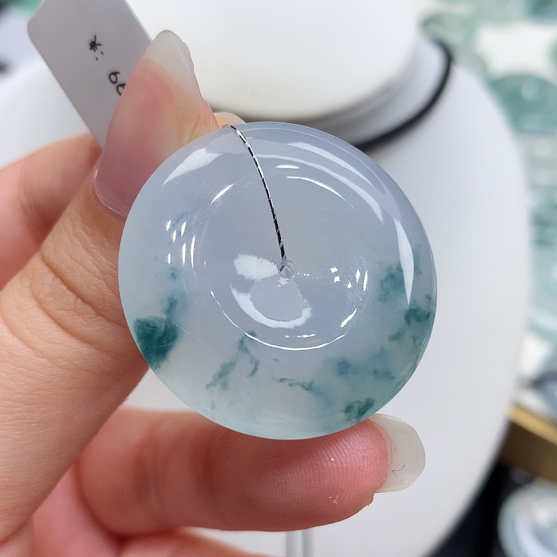 翡翠未镶嵌胸饰翡翠111，31/6.3