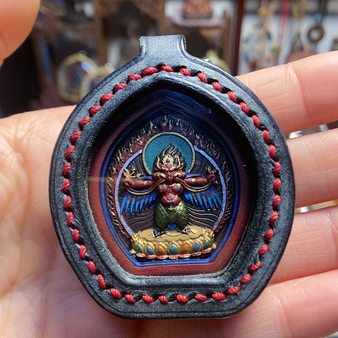 泥塑阿*大鹏鸟11111111111111