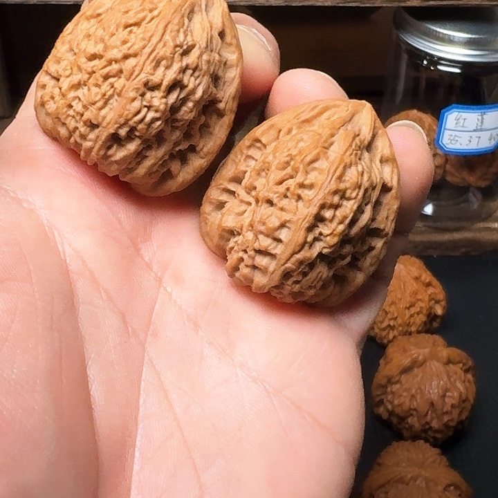 明***月把件文玩核桃35尺寸南疆石，全品没黄