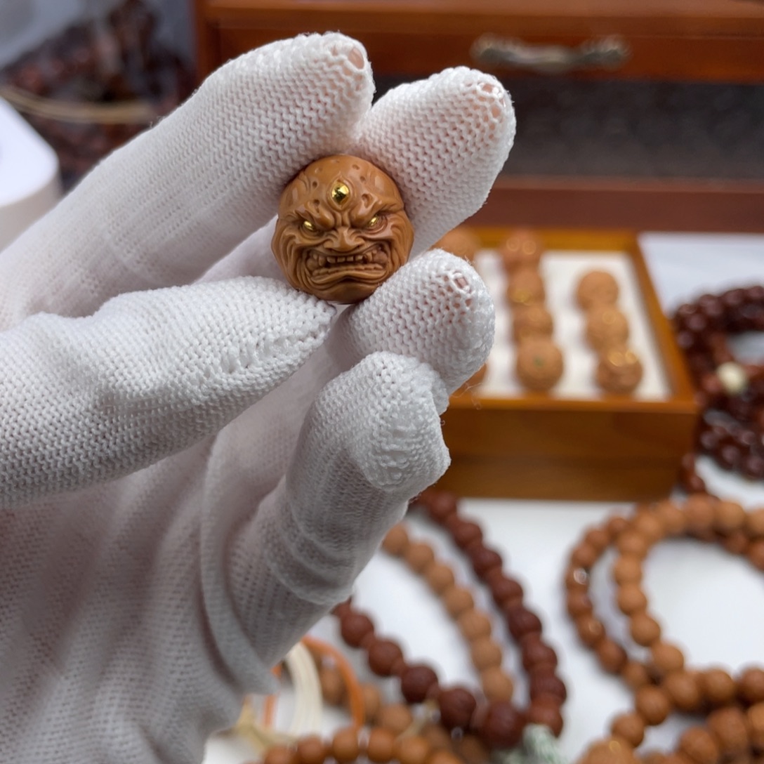 光***向吊坠猴头核桃猴头核桃猴头